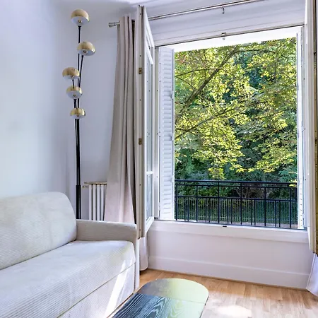 Romantique 4 Etoiles ,appartement Chic Pres Du Canal, Apartment Paris