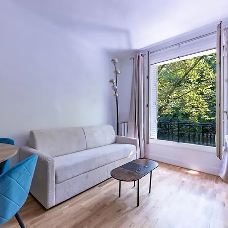 Romantique 4 Etoiles ,appartement Chic Pres Du Canal, Apartment *